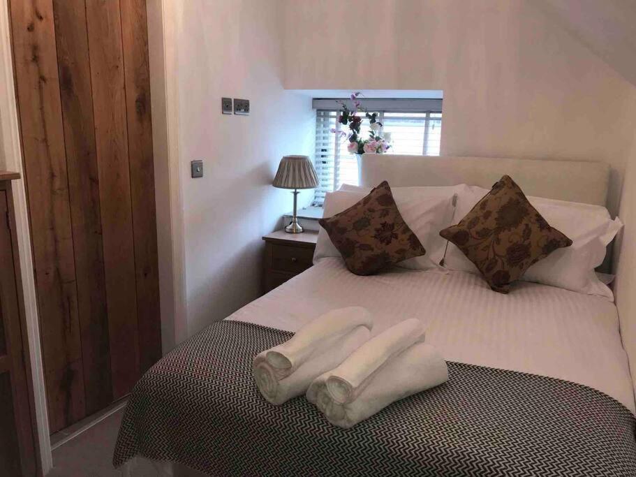 Chic 2 Bed Peak District Cottage Barn Near Alton Towers, Polar Bears, Chatsworth House Leek Exterior foto