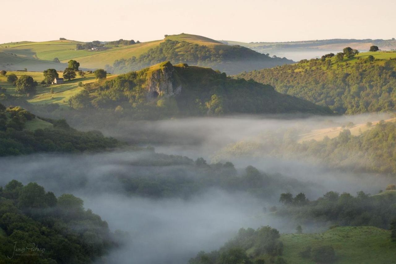 Chic 2 Bed Peak District Cottage Barn Near Alton Towers, Polar Bears, Chatsworth House Leek Exterior foto
